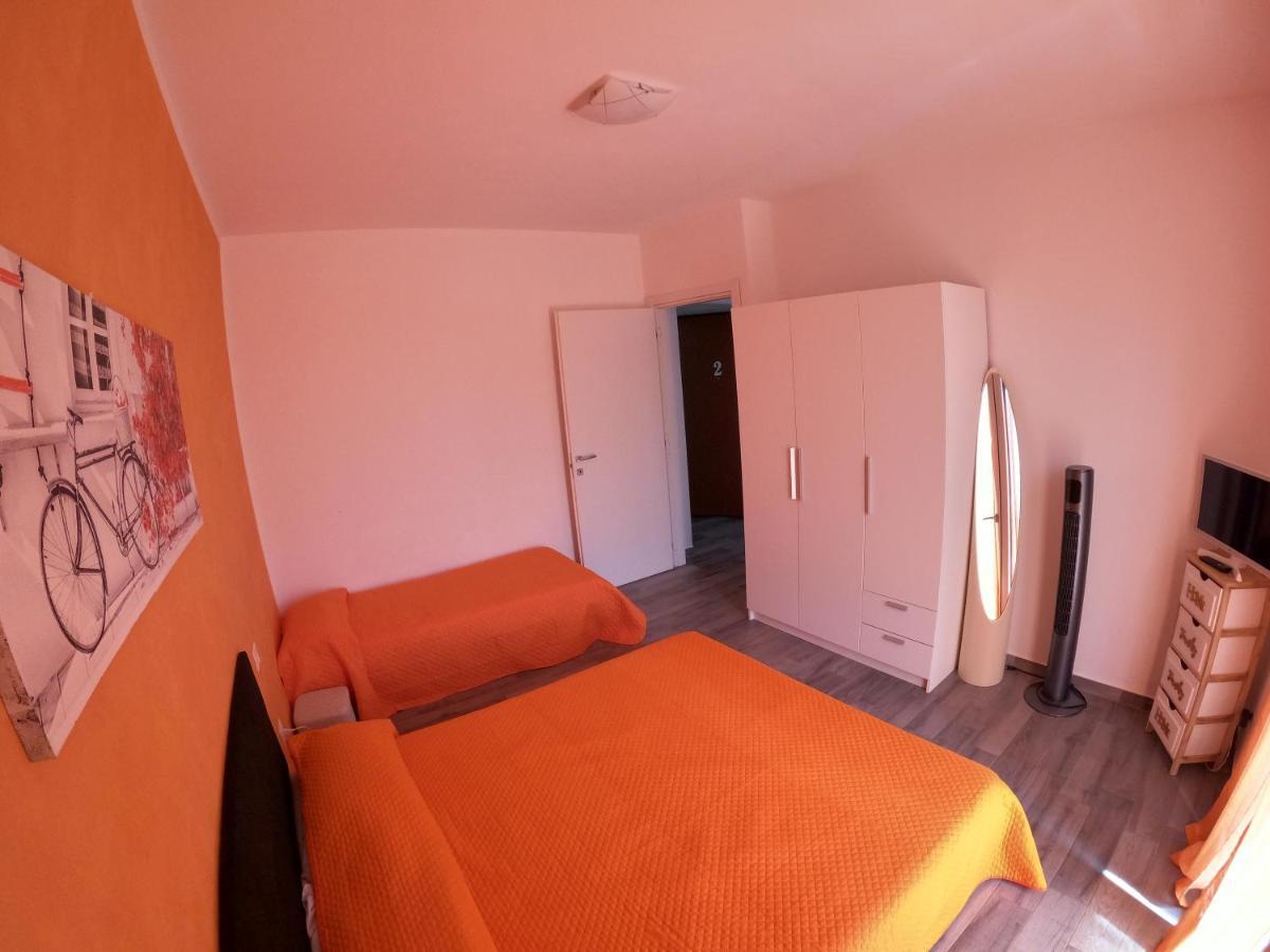 شقة Casa Charlie Arcisate المظهر الخارجي الصورة