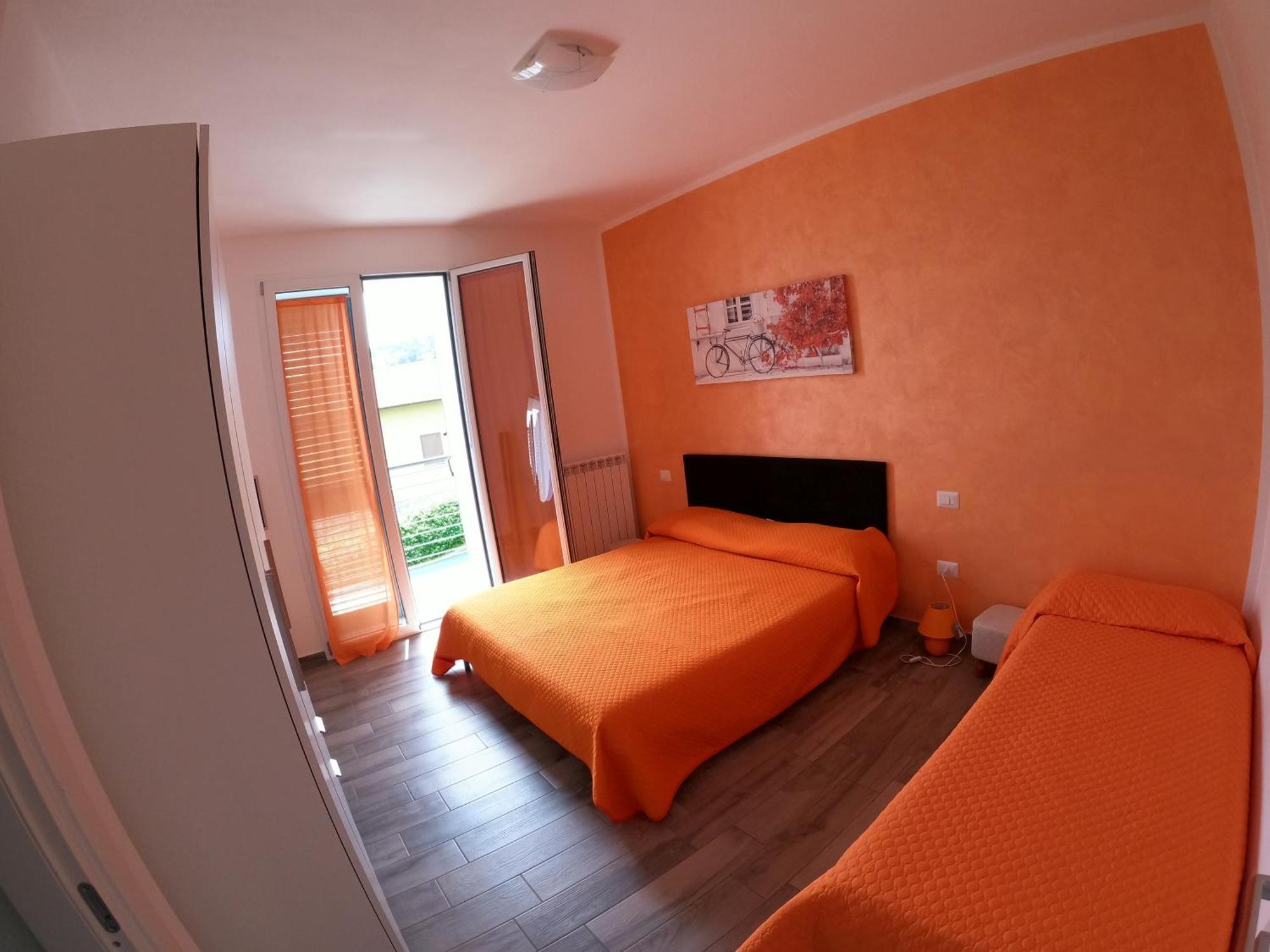 شقة Casa Charlie Arcisate الغرفة الصورة